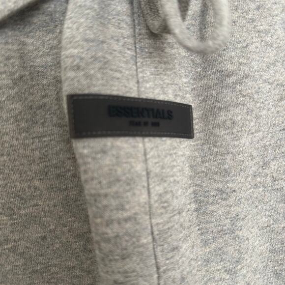 Fear of God Essentials Core Collection Sweatpants in Dark Oatmeal (uncuffed) - Picture 4 of 8